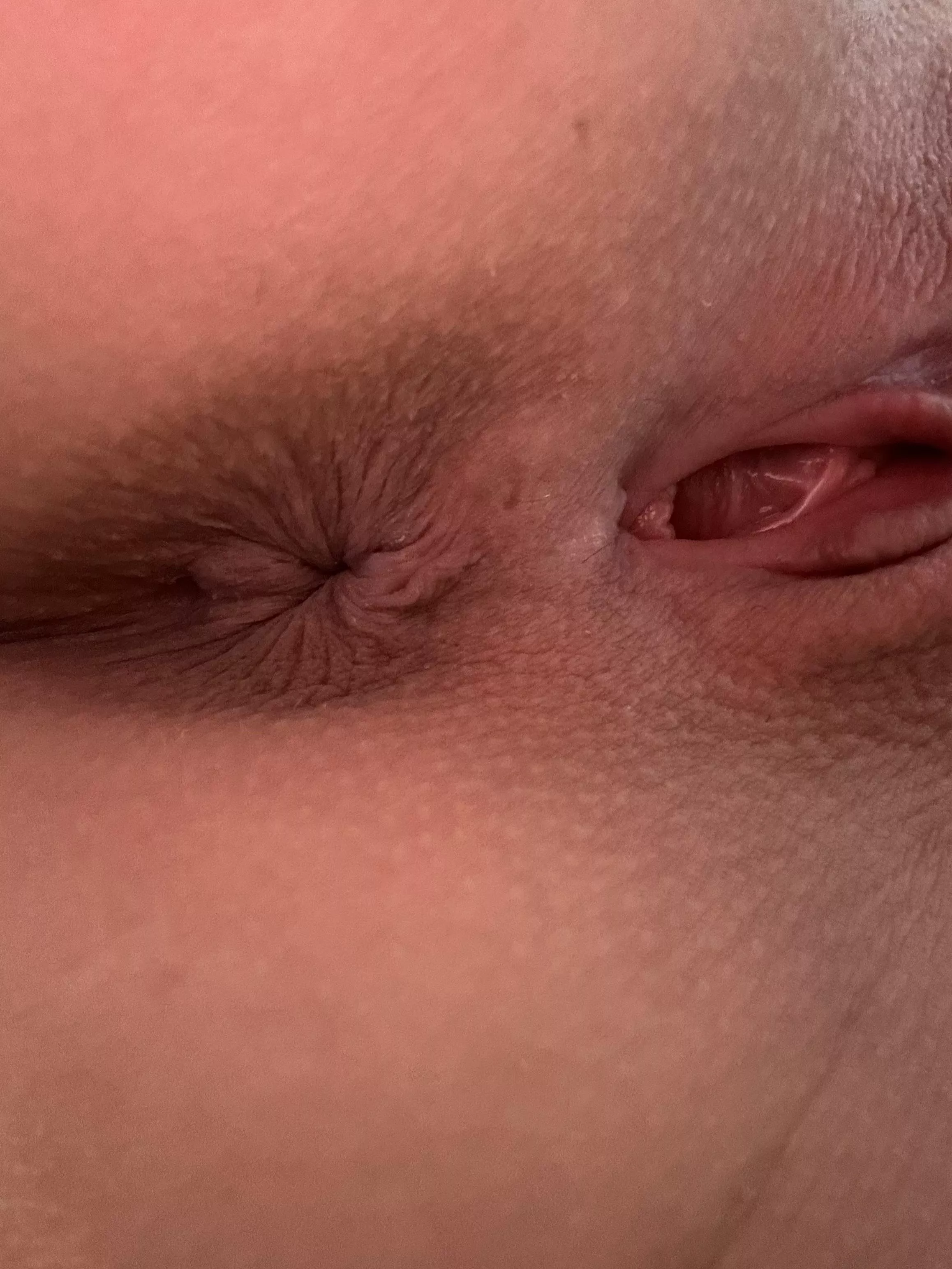 Sniff my asshole and then bury your tongue inside