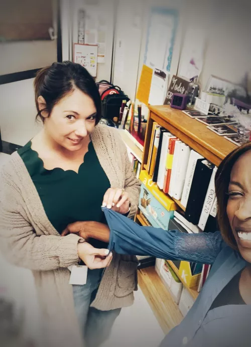 So u/_Pretty Peaches_ tried to undress me in the middle of class 😂