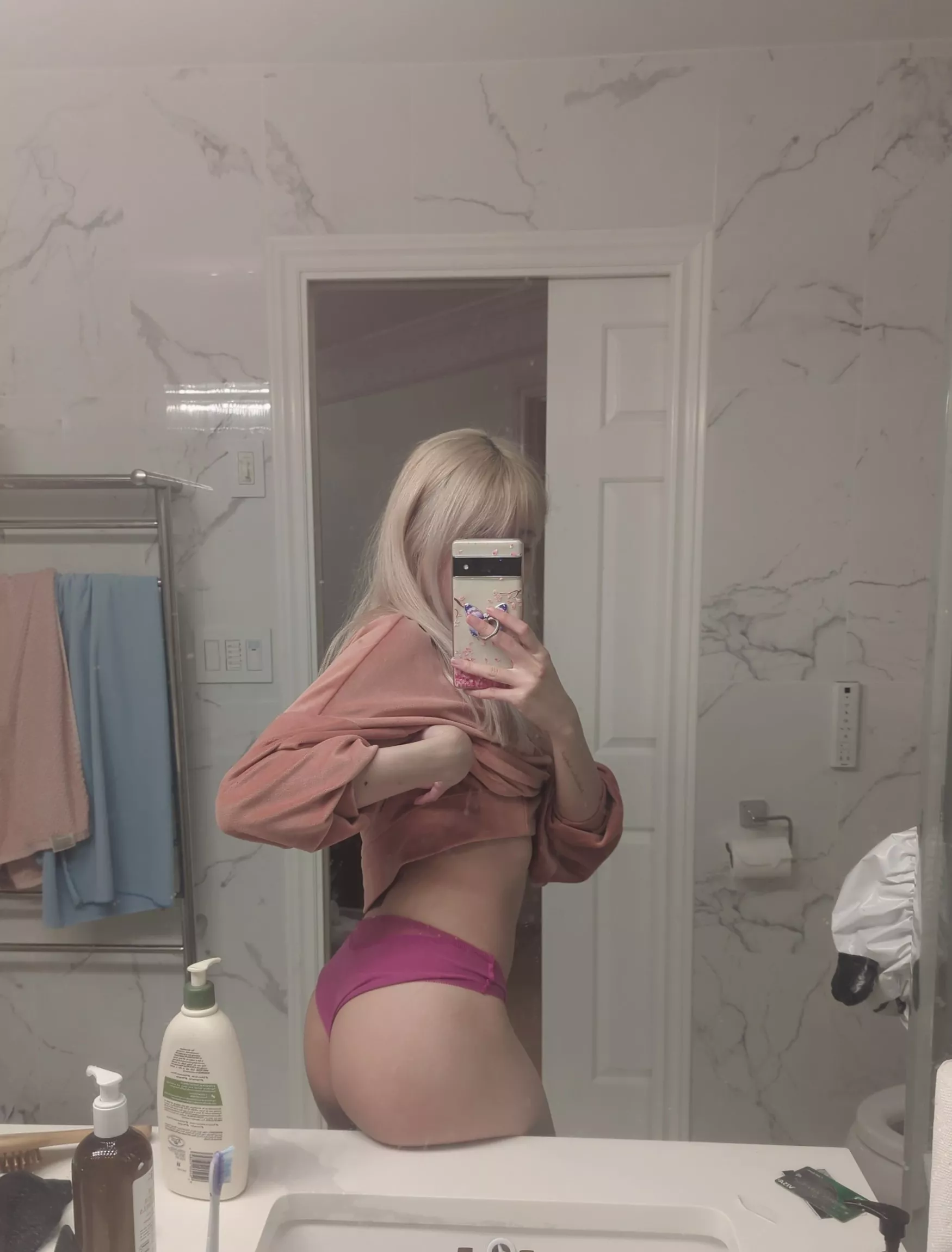 Tiny girls can be dominant sometimes ;)