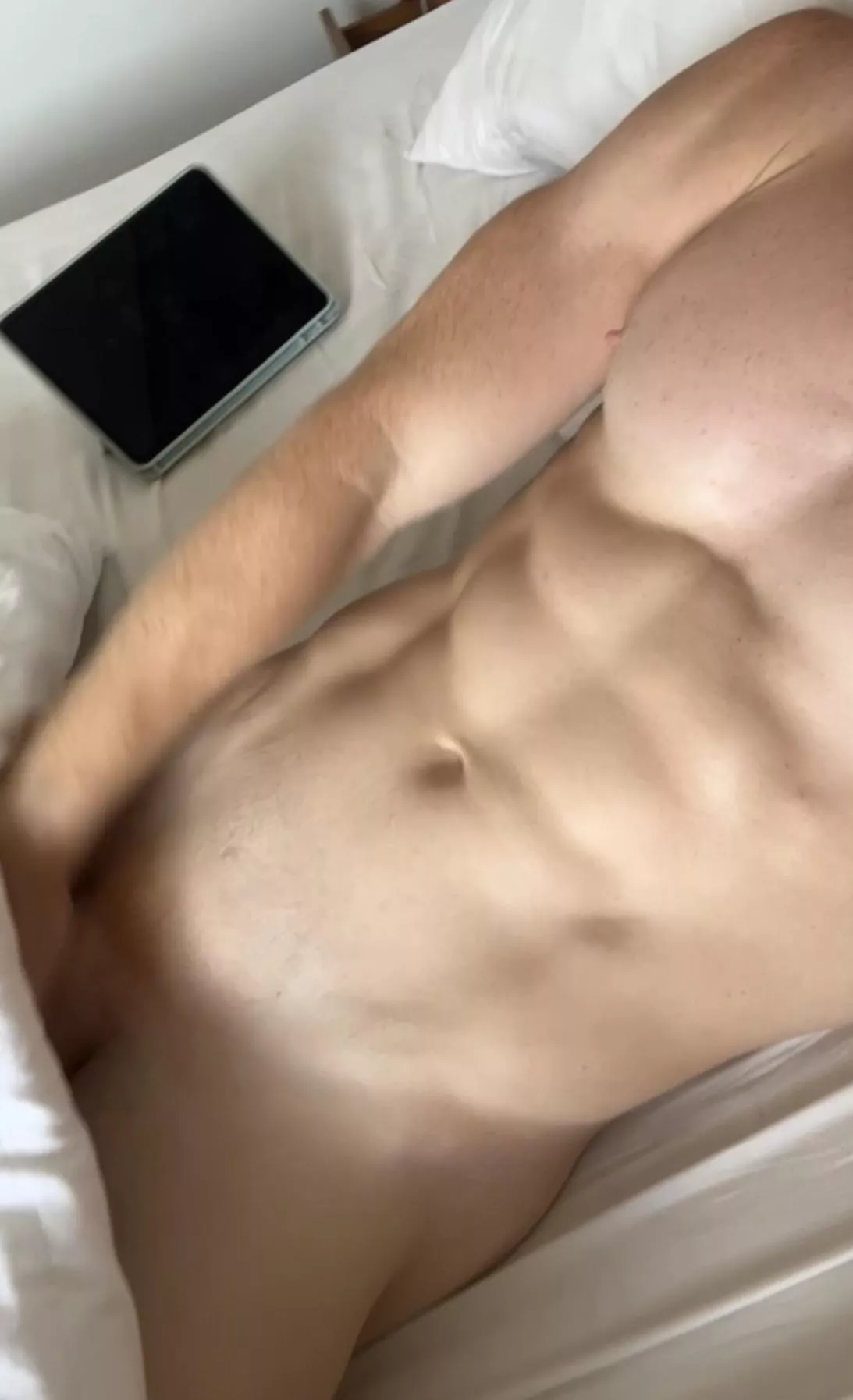 Who wants to see my authentic ginger Irish cock?👀