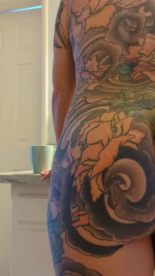 Wishing all my coffee friends a bootyful Monday