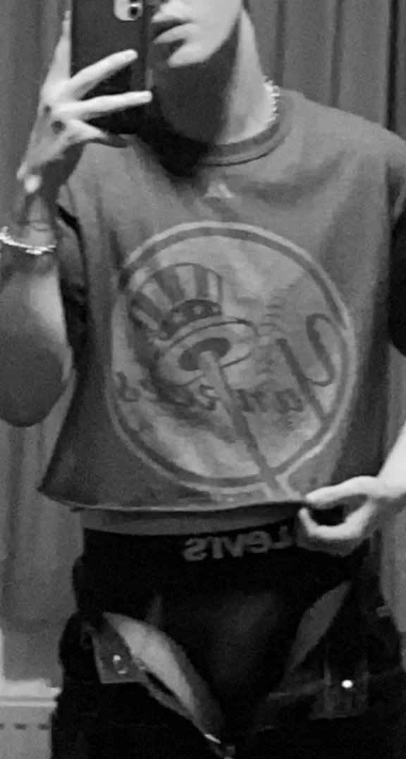 18, got bored of boxers