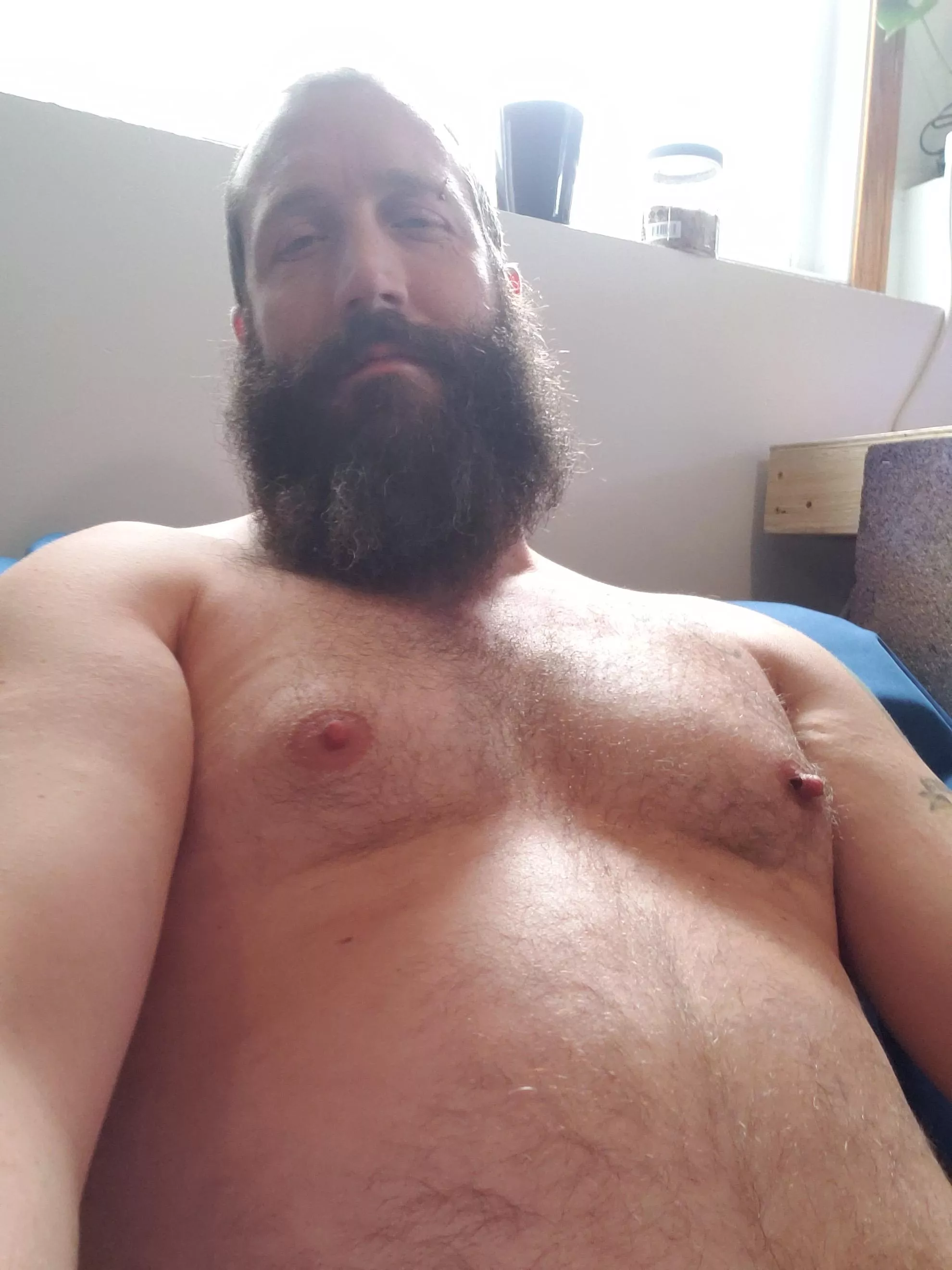 (42) Come sit on Daddy's lap