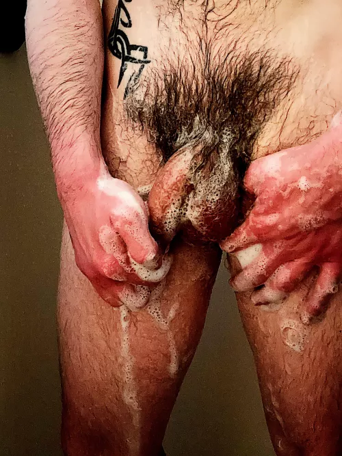 Catchy title that gets you in my DMs (35)