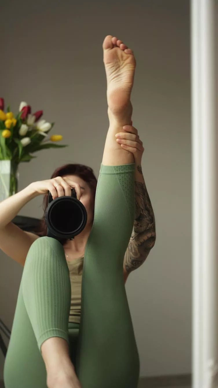 do you like flexible girls ? :)