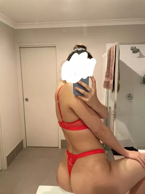 Do you like my lingerie 😜