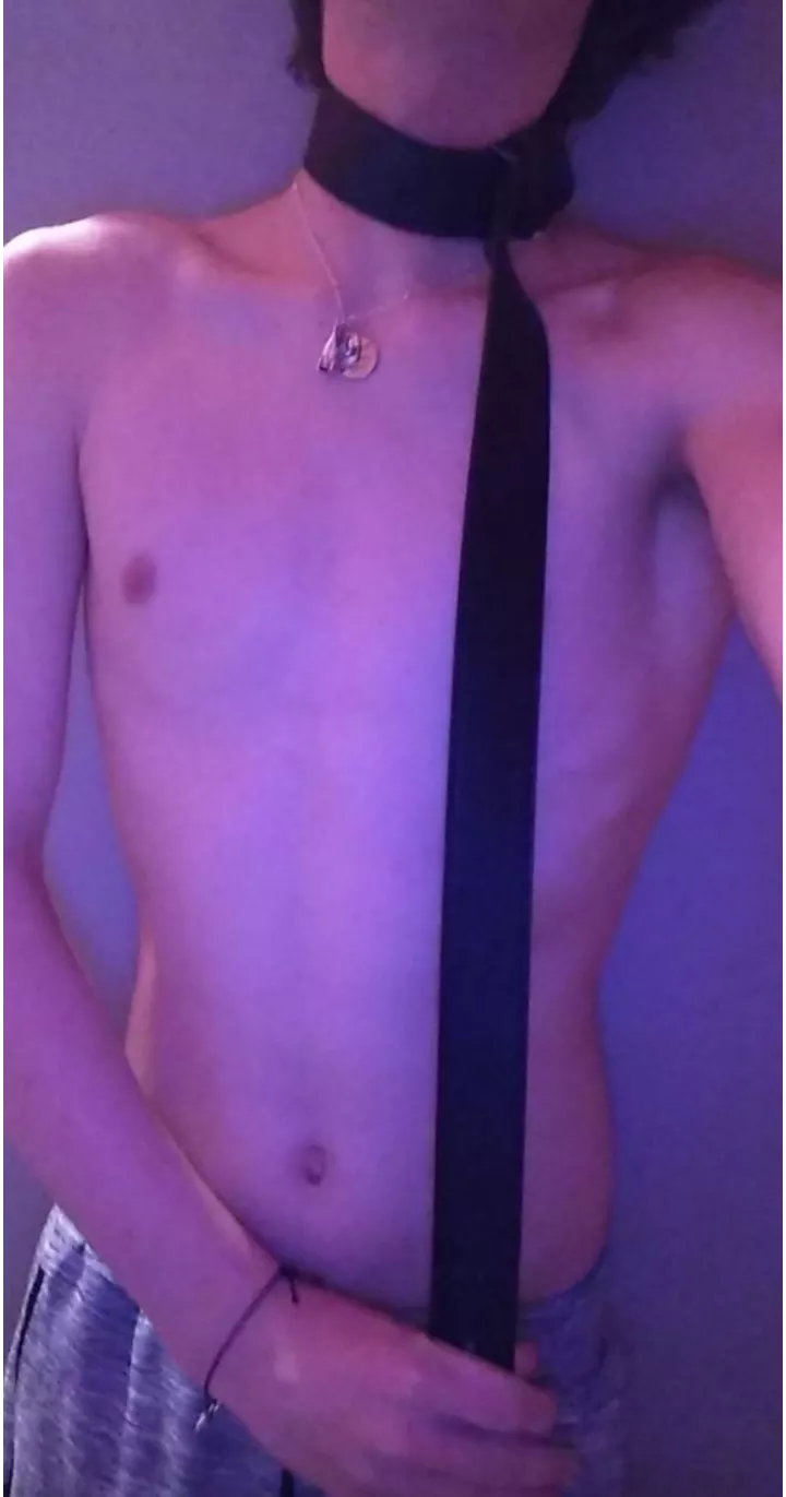 Fill my dms with pics, threats and anything else i deserve sirs