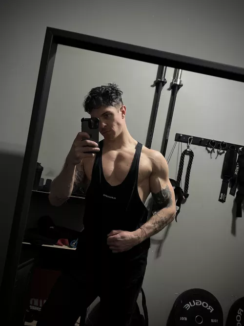 First time here. Come say hi❄️