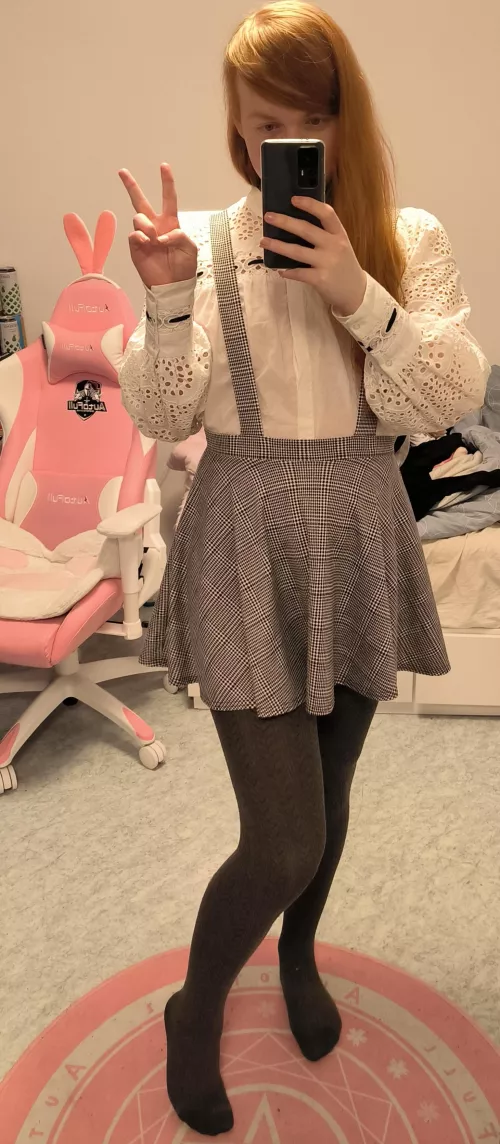 Grey cant be very cute 💕