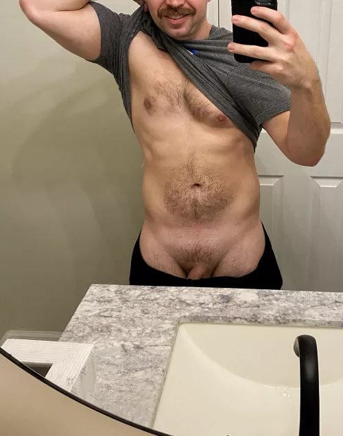 Hairy dadbods are just better, don’t you think😏