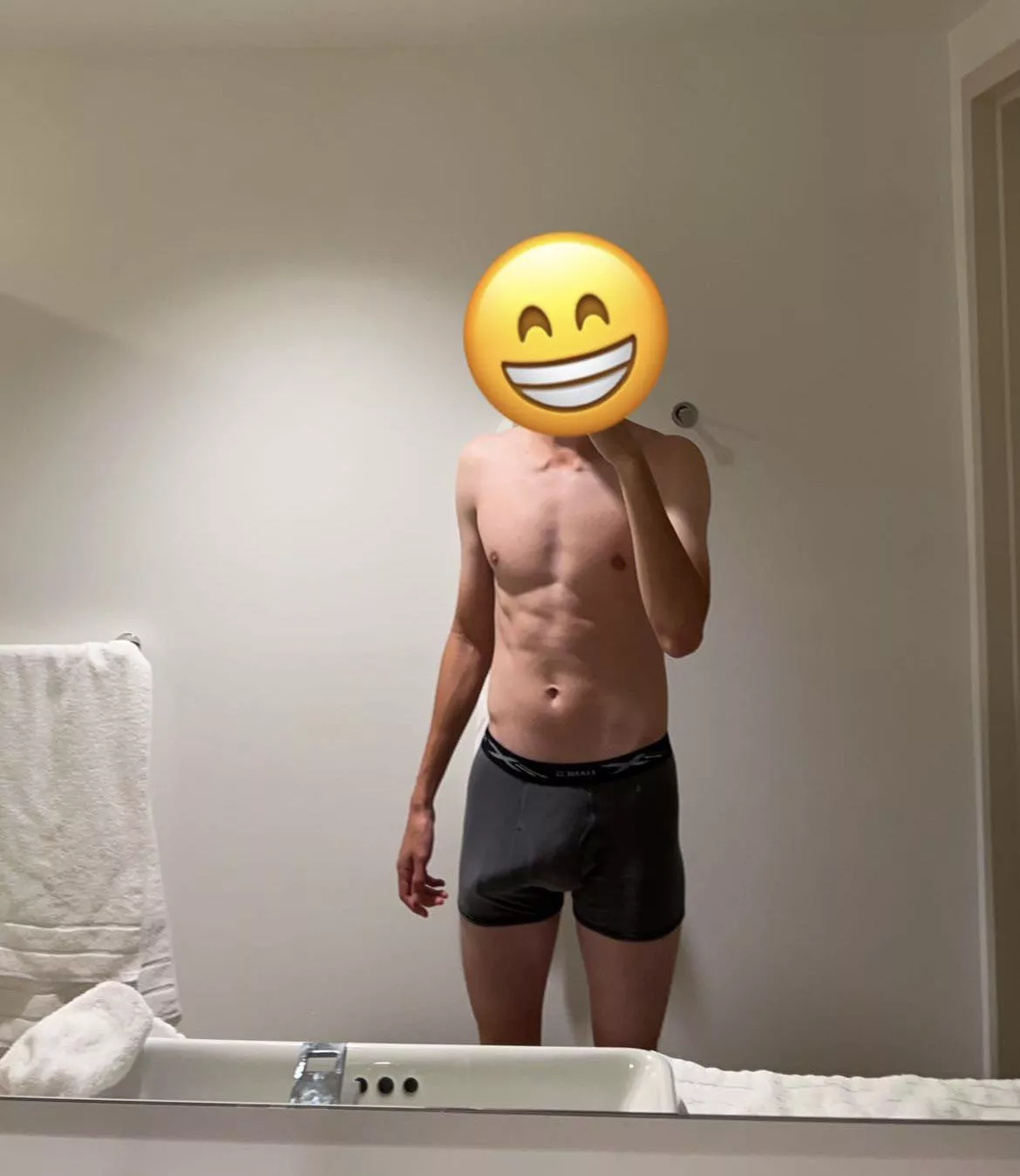 hotel bathroom mirrors are the best