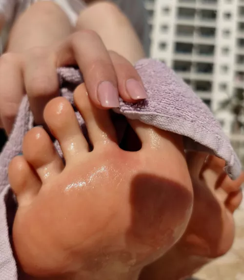 I can put away my towel if you're willing to lick off sea water