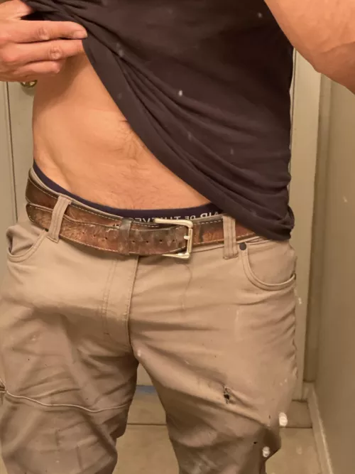 I can’t be on Reddit at work smh