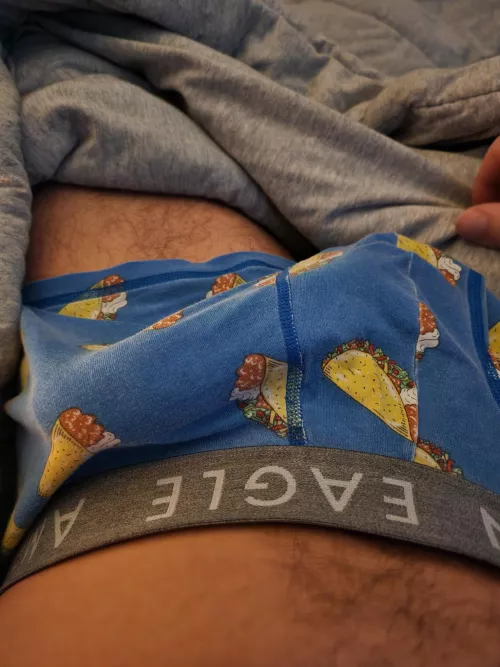 I love taco Tuesday. (M)