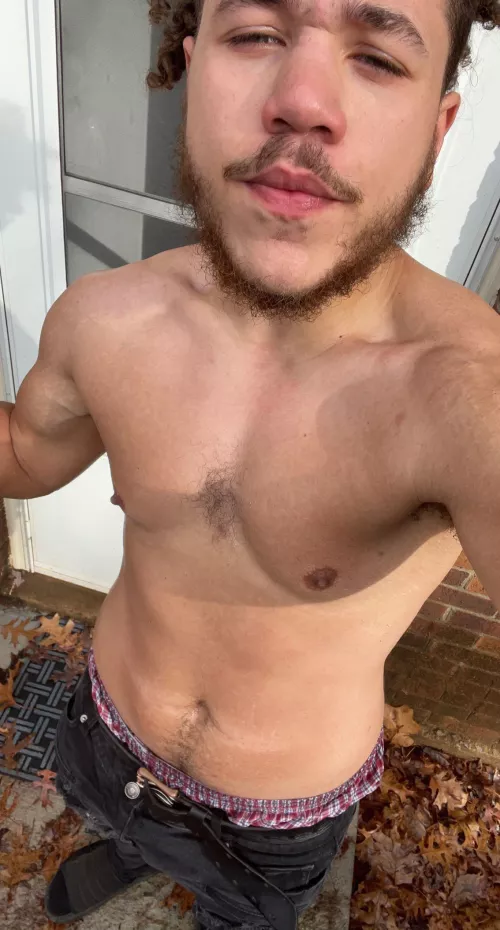 In need of a gaymer bud