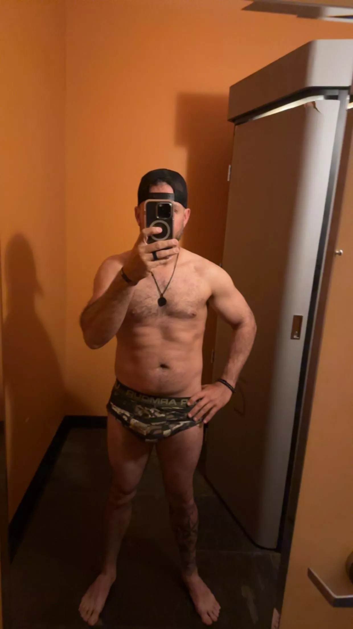 [M] 39 Do I still have a dad bod?