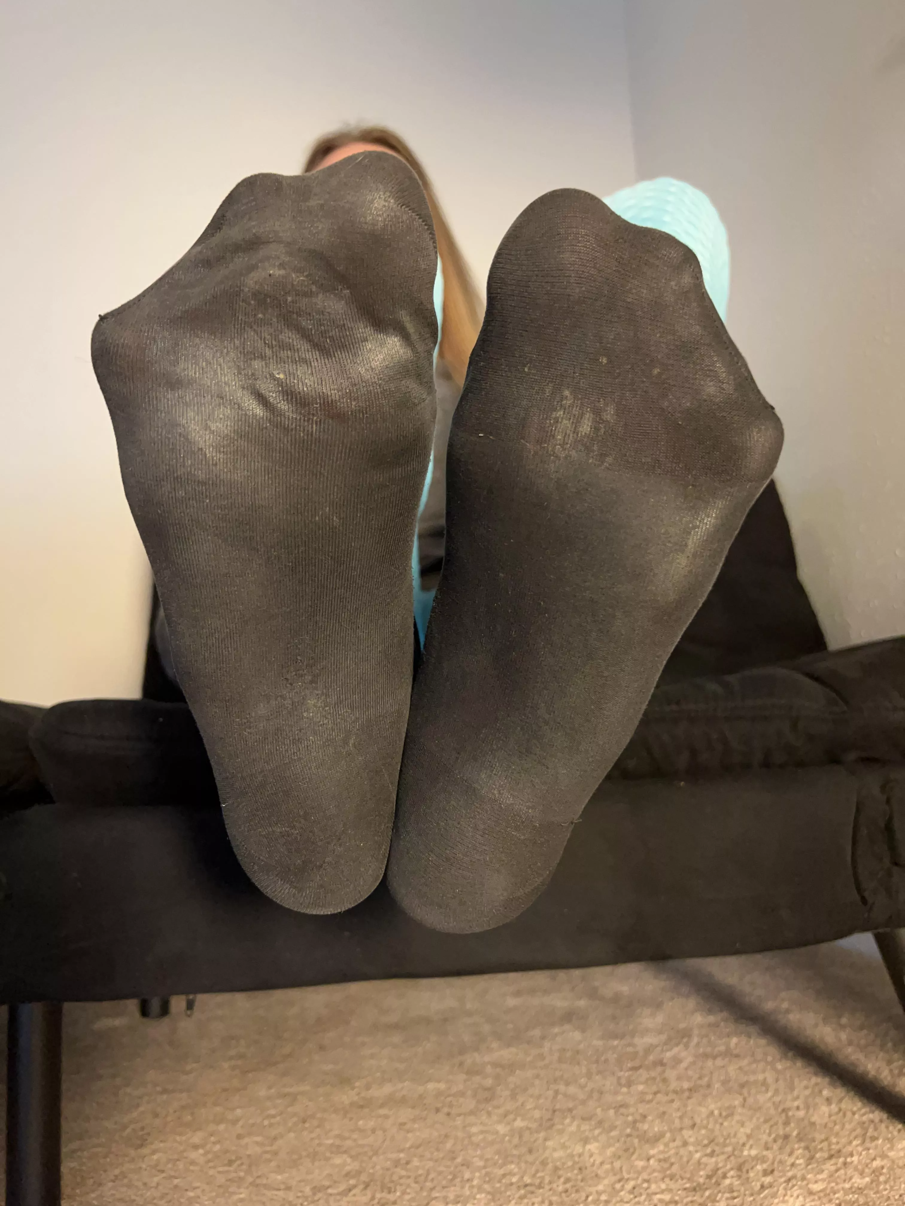 [M] Thin black socks. Sweaty too can you tell as they're stuck to my sole?