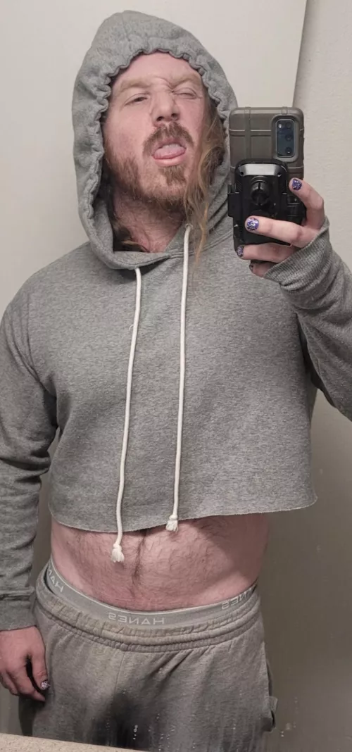Modest groutfit bulge!