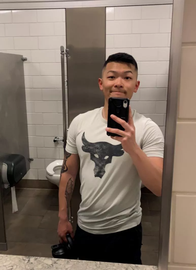 Only worked out for like 30 minutes but I’m happy I went at all today lol