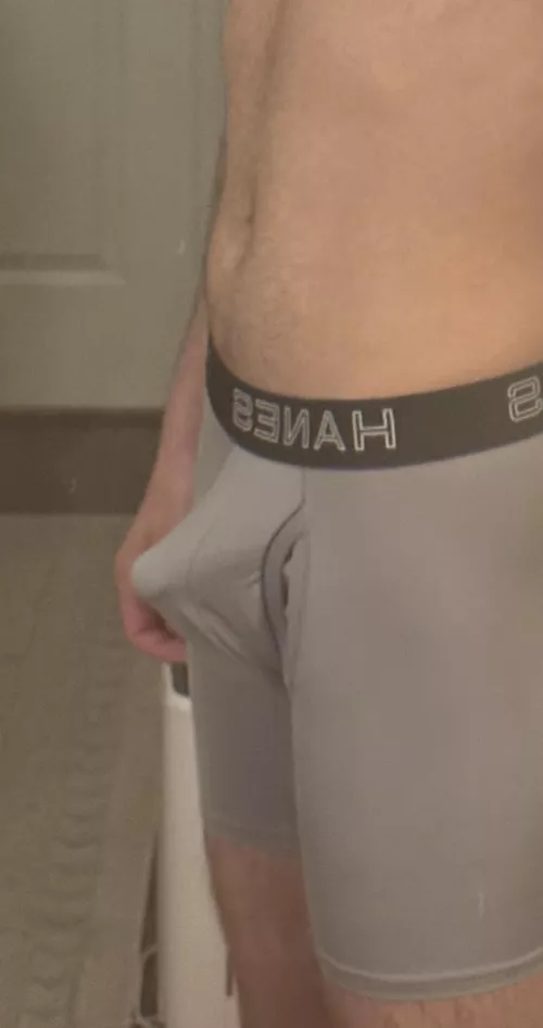 Pitching a nice lil tent in these new hanes 😏