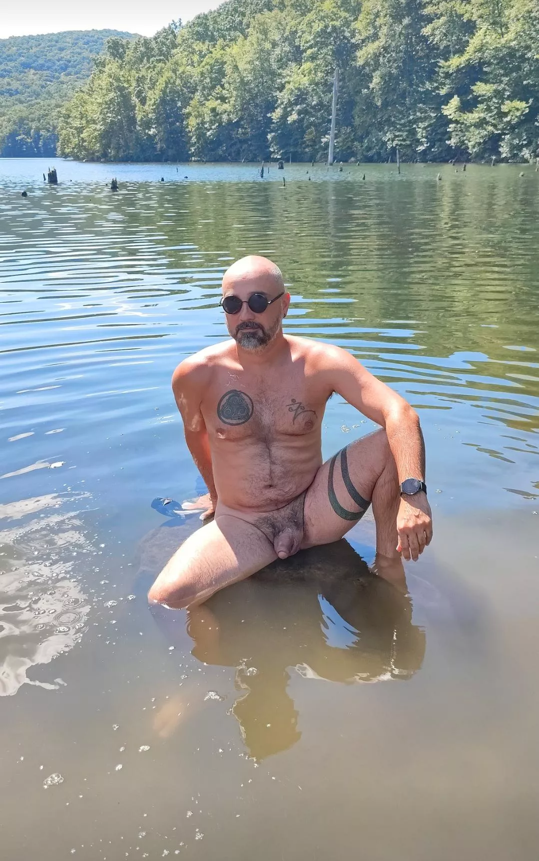 Relaxing day at the lake