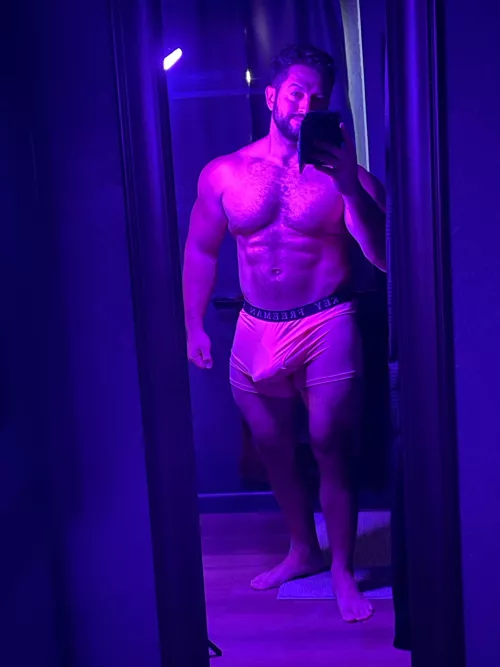 Ripe viral shade of passion