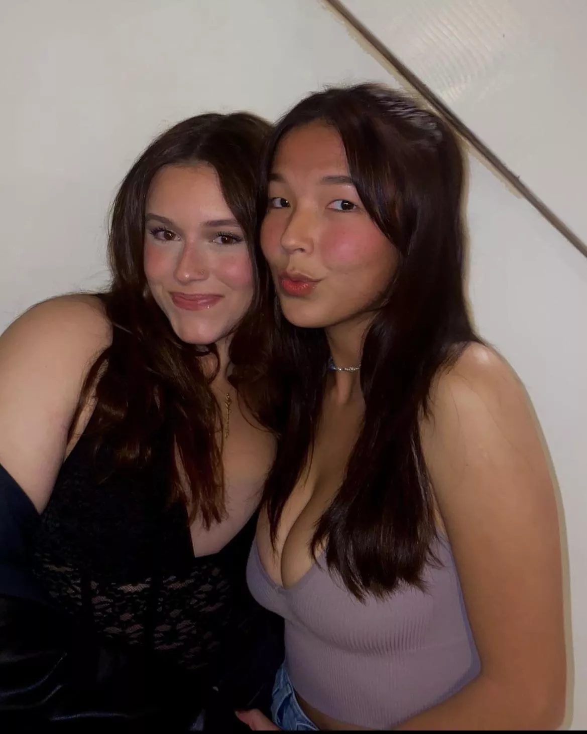 Showing up her friend