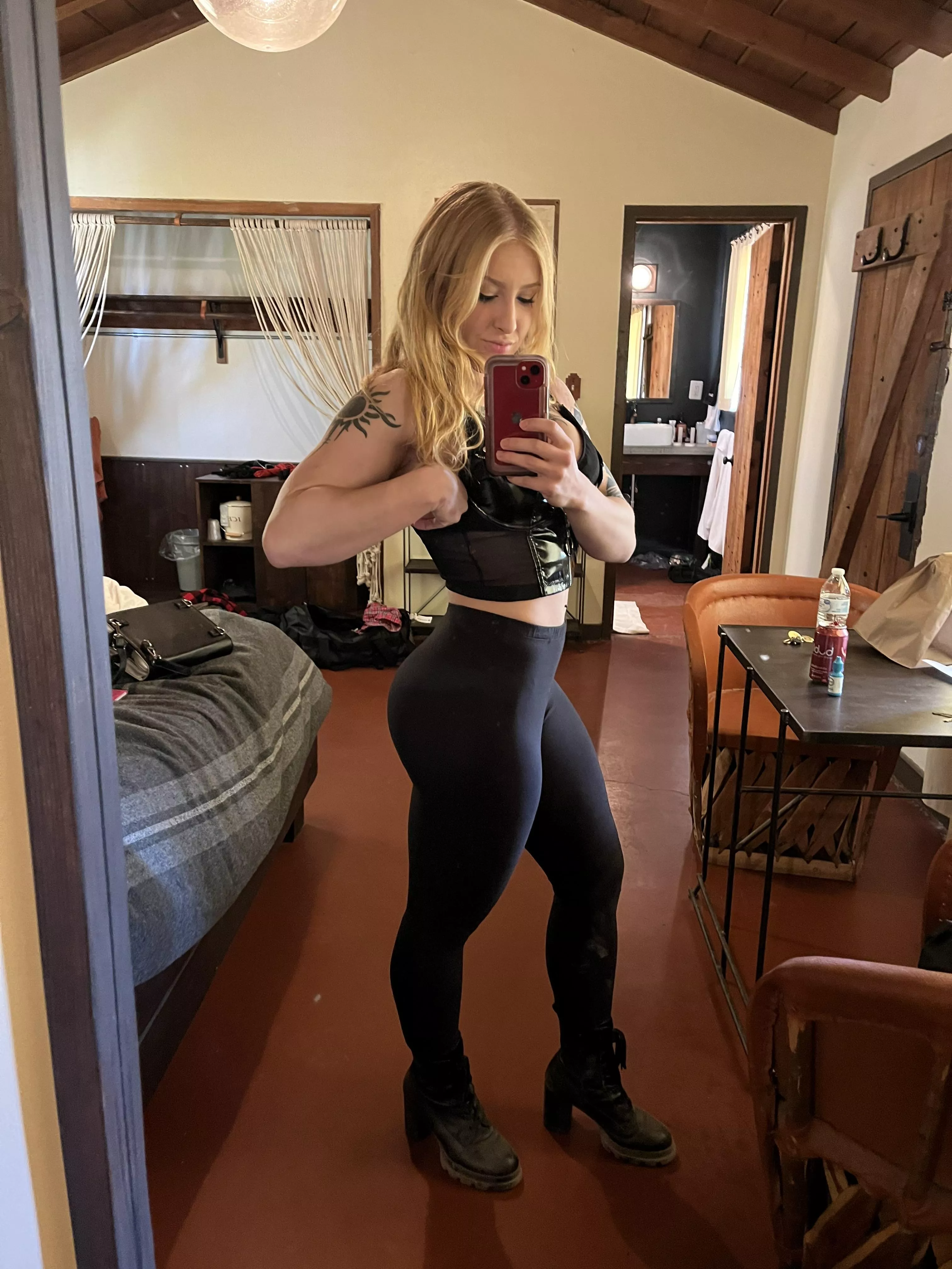 Tight leggins go good for any daily outfit