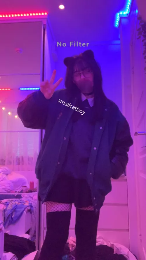 what do you think of todays outfit ? :)