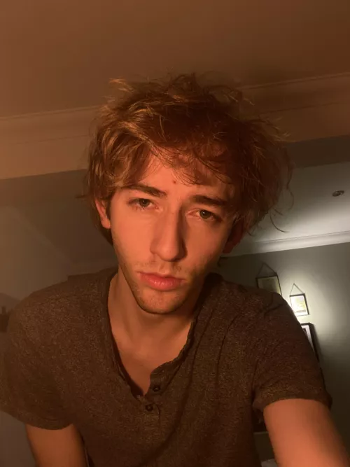 18m i’m so bored :)