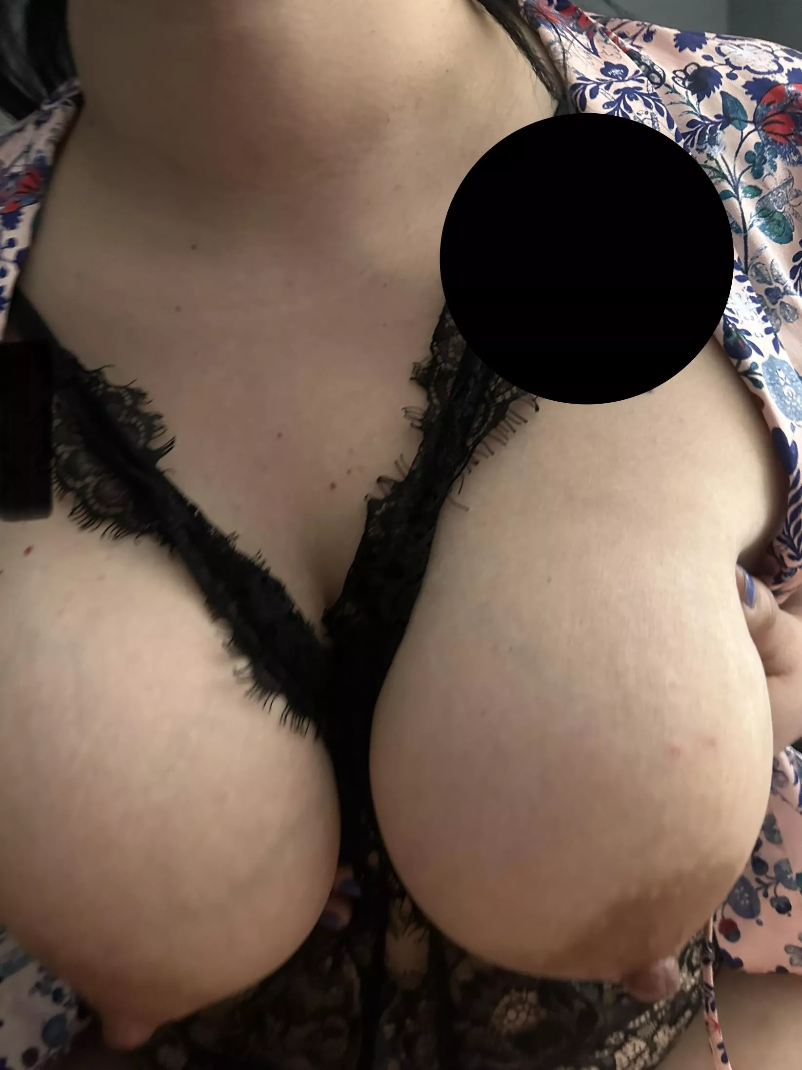 All natural titties 🤤