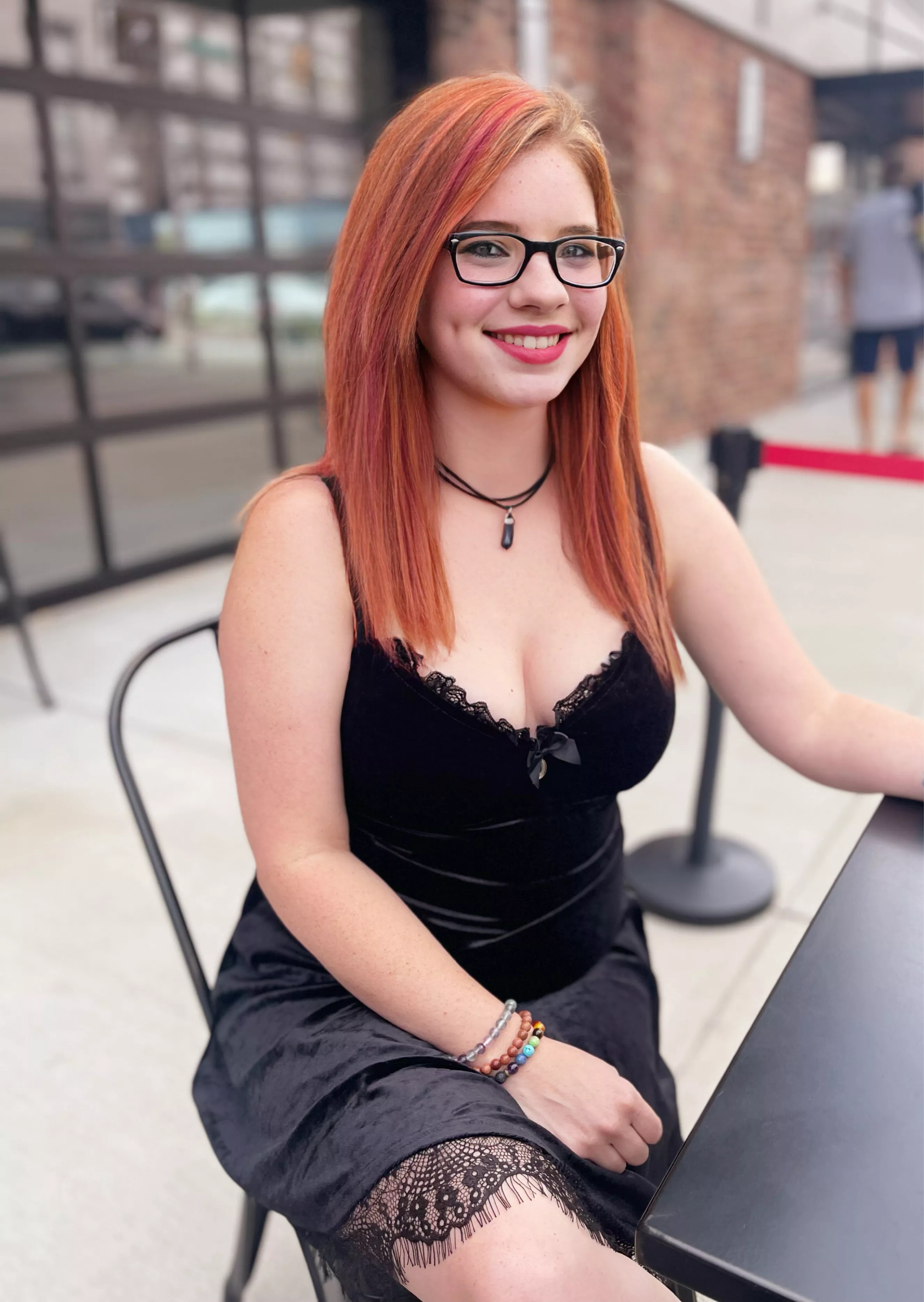 Date outfit! Wondering if I should have done contacts instead…