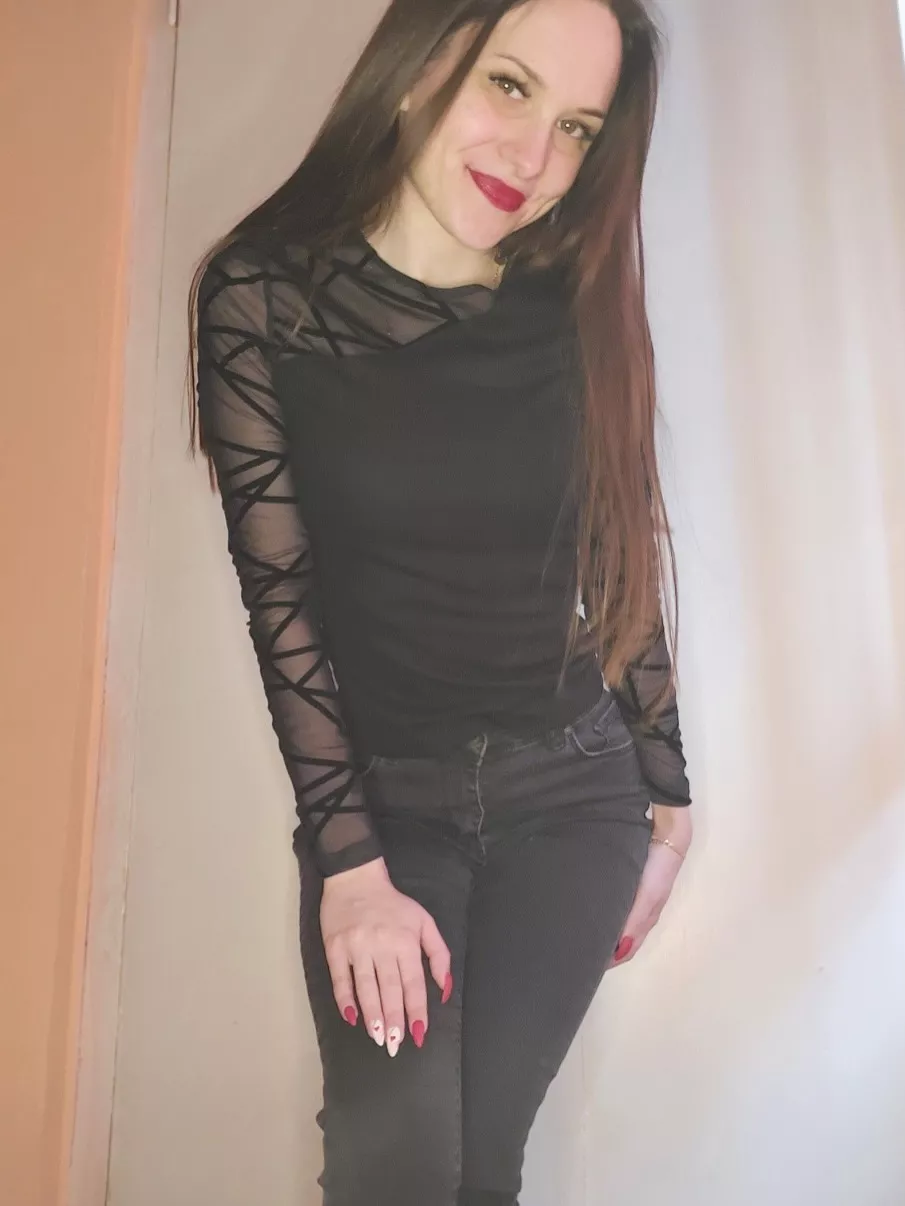 Do you like to be dominant or submissive in bed?