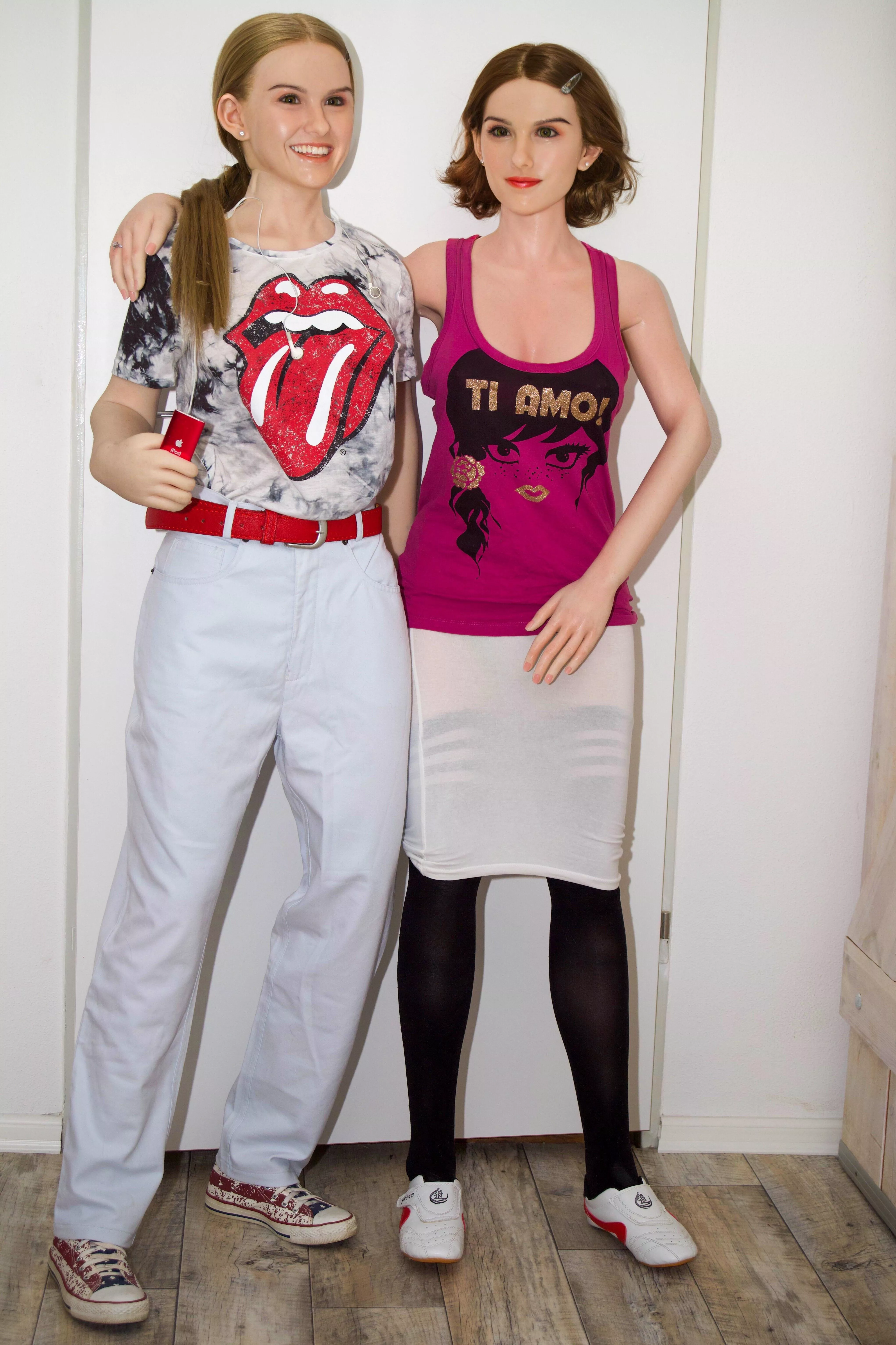 Friends will be friends.🎶