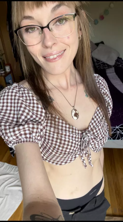 Happy hump day 🫶 33f