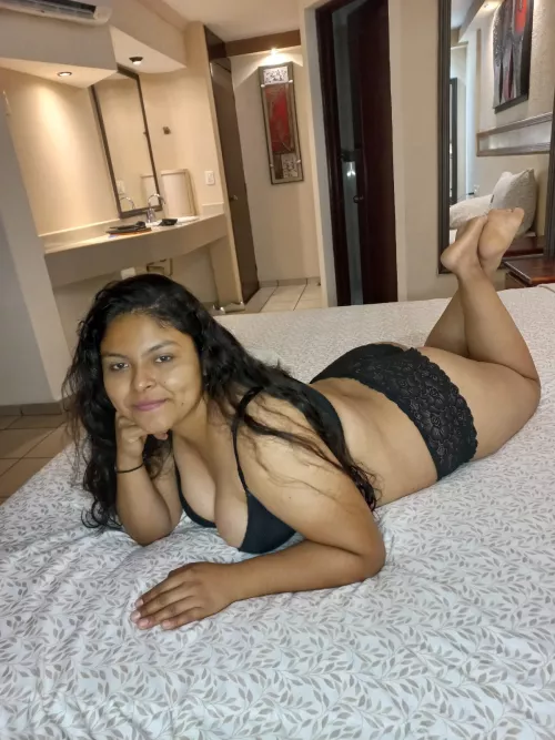 Help me undress and connect with me