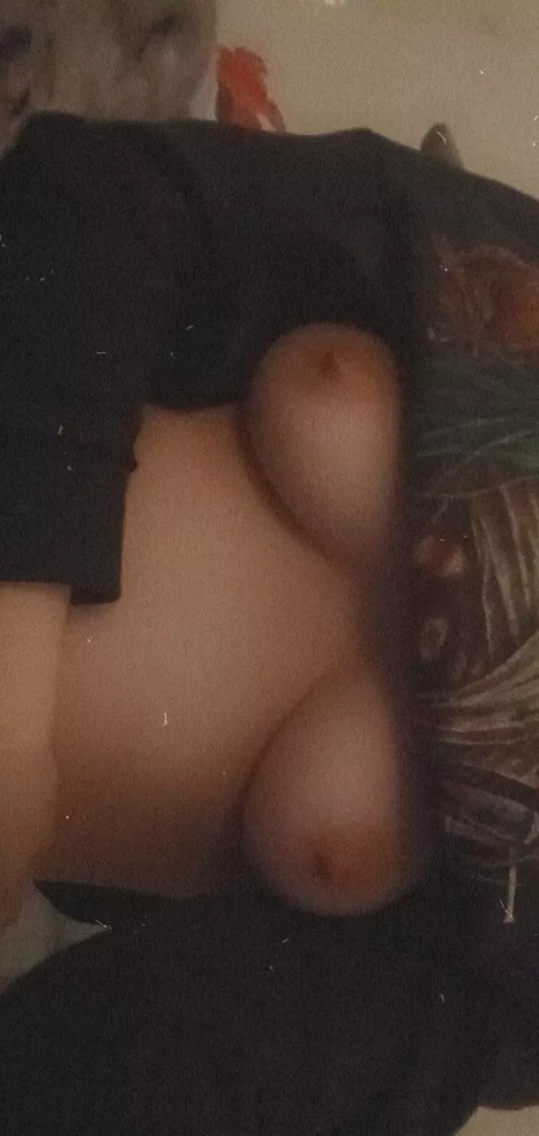 How i everyone doing? ^_^