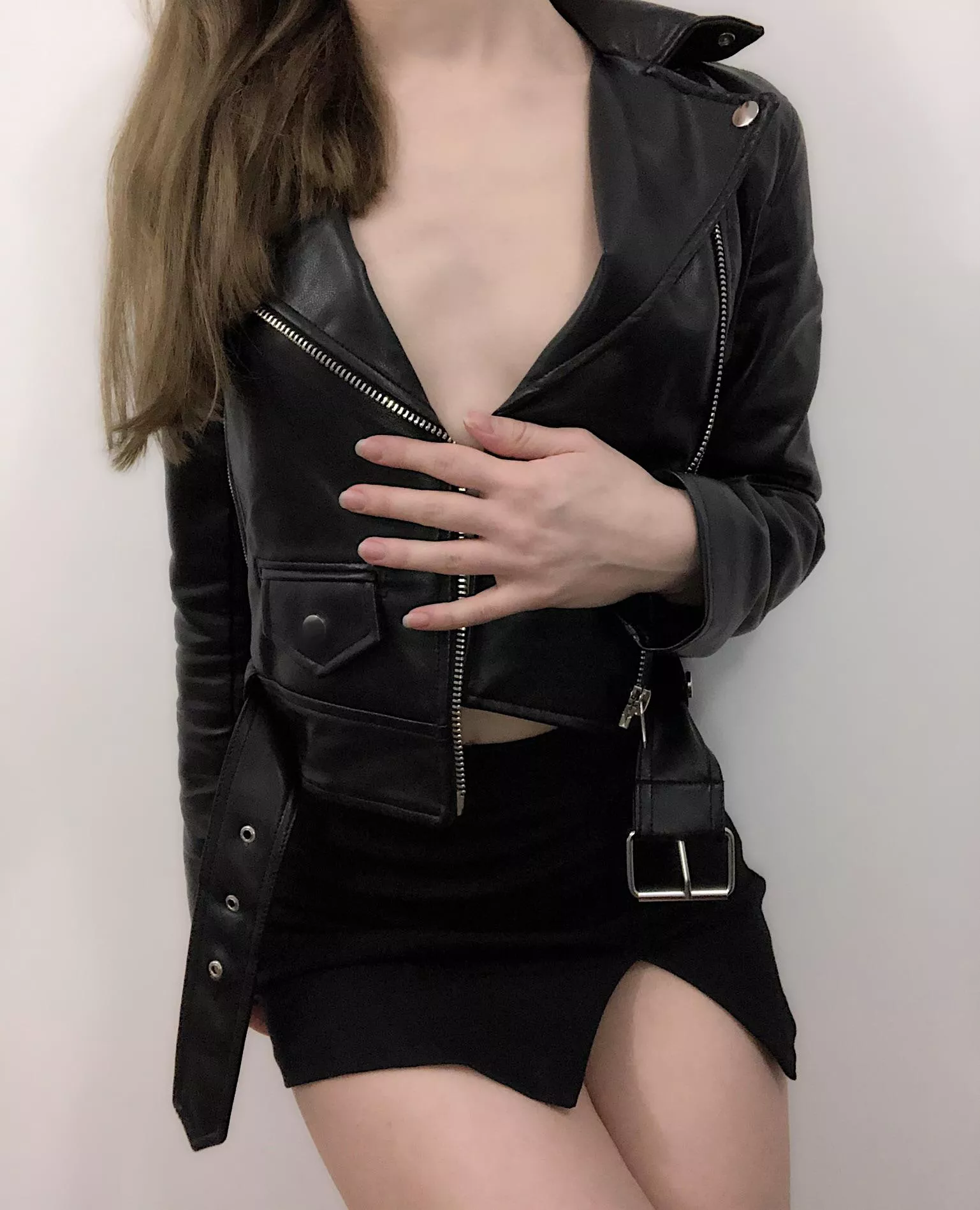 I forgot my shirt😉❤️‍🔥🖤