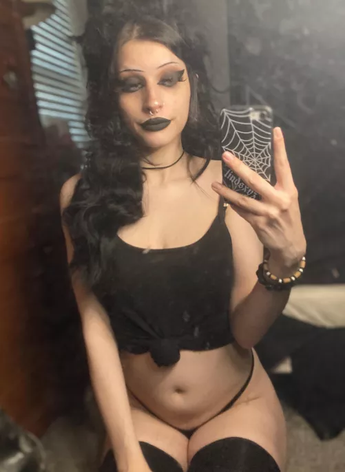 I love this outfit d;