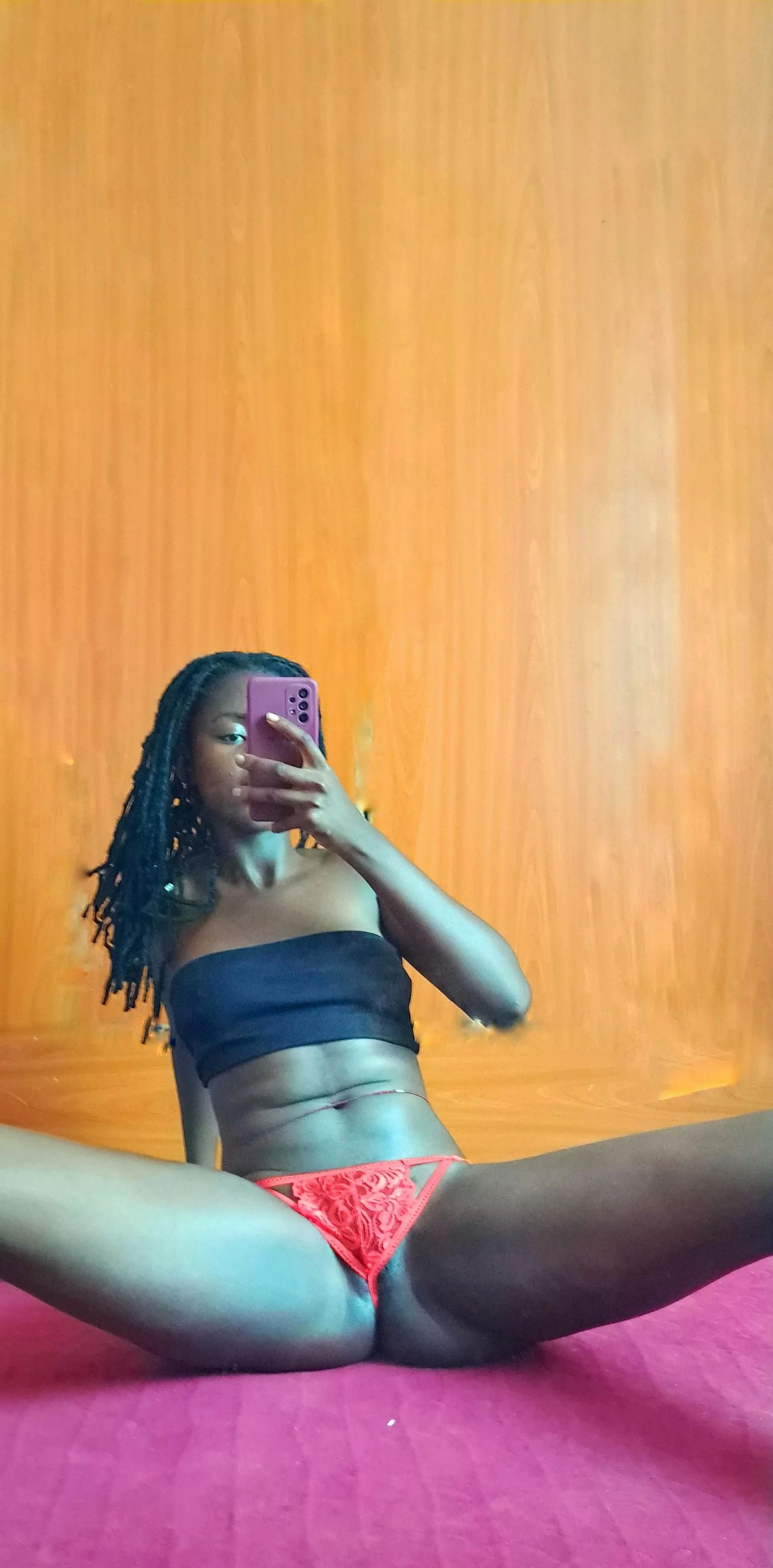 I'm way too horny to be alone rn...