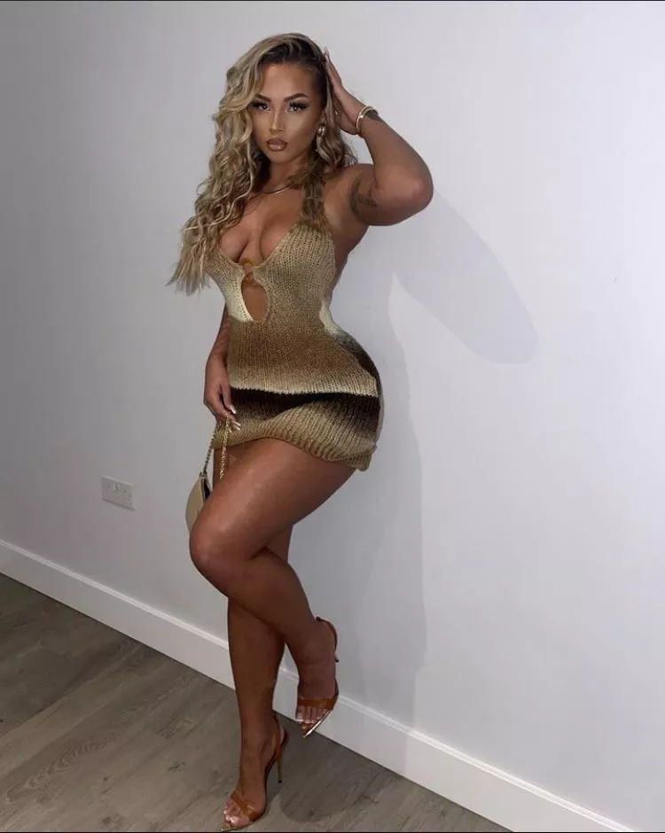 Looking 🔥🔥🔥