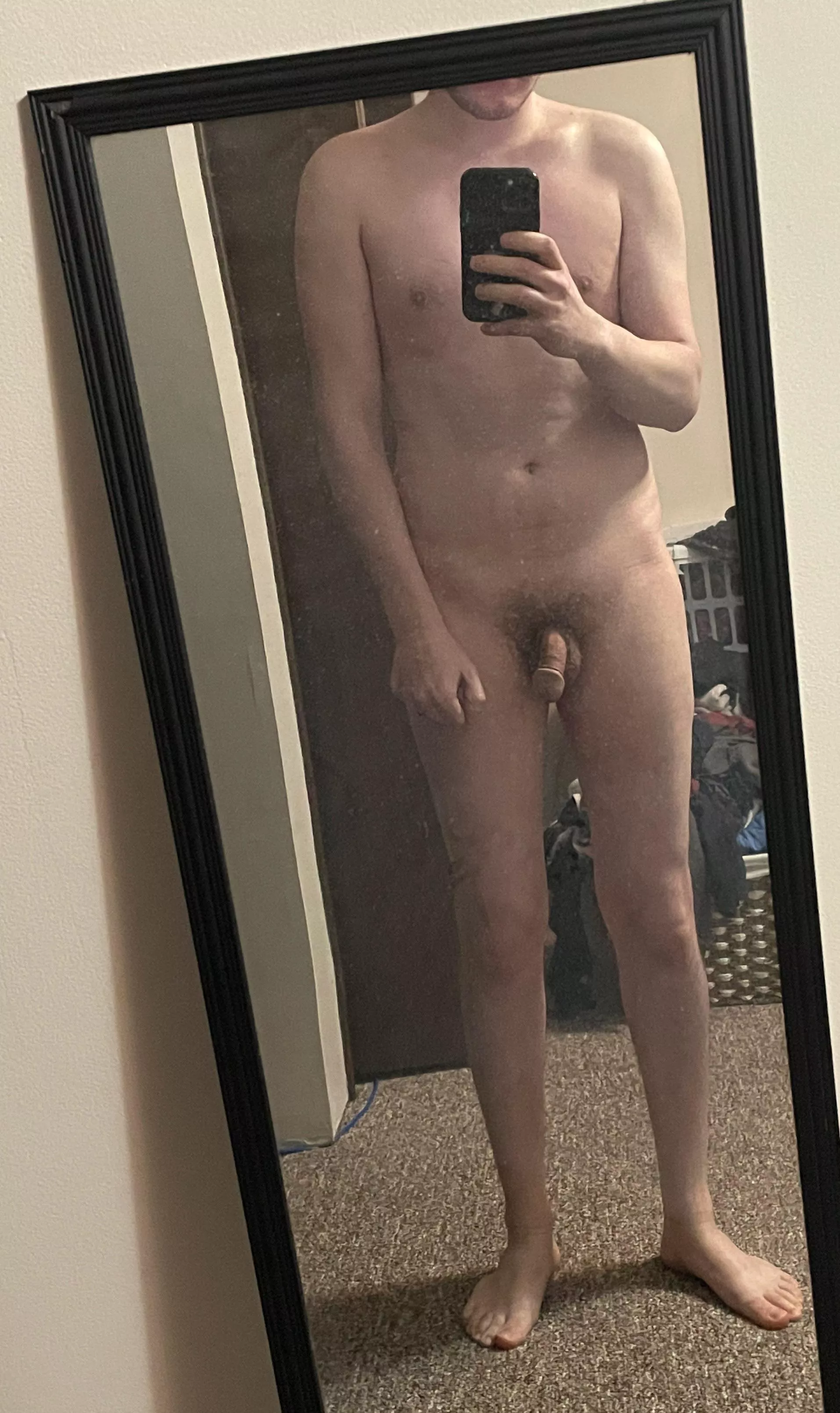 M 26 140: first full nude post… it’s super cold so don’t judge too harsh 😅
