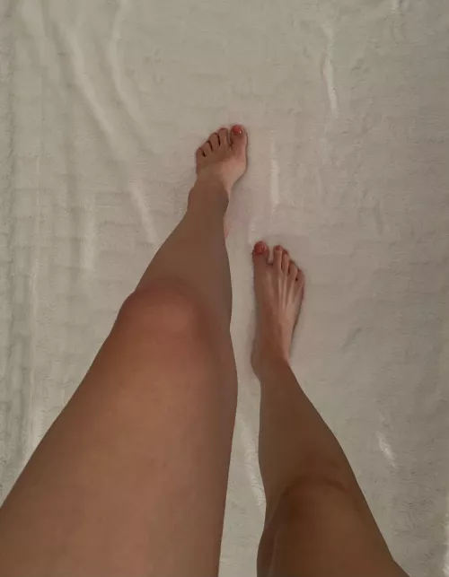 My cute legs will make your day even better!