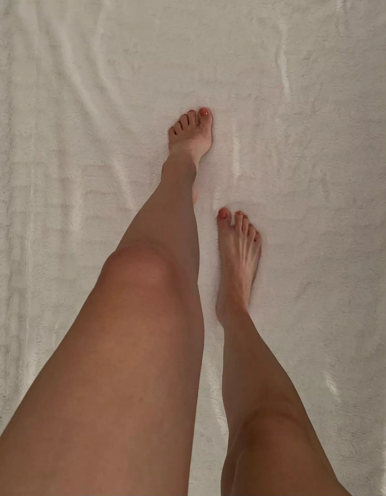 My cute legs will make your day even better!