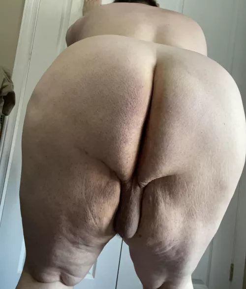 My extra thick chubby ass