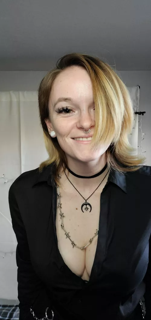 My favorite moment is the one where I realize you can't look away