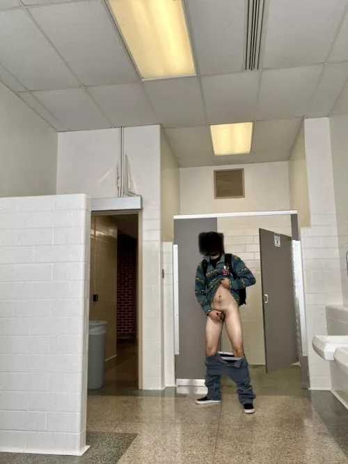 Quick bathroom dick pick