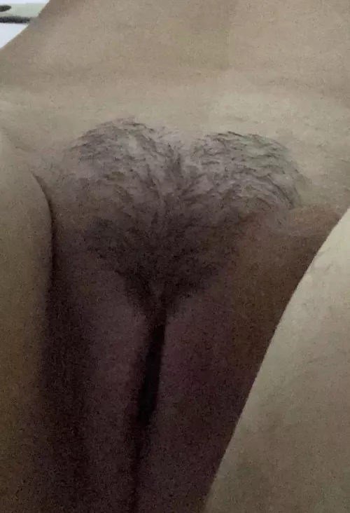 spreading love through my pussy