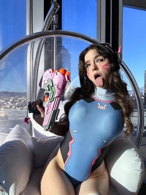 the face D.Va makes when she cums [OC]