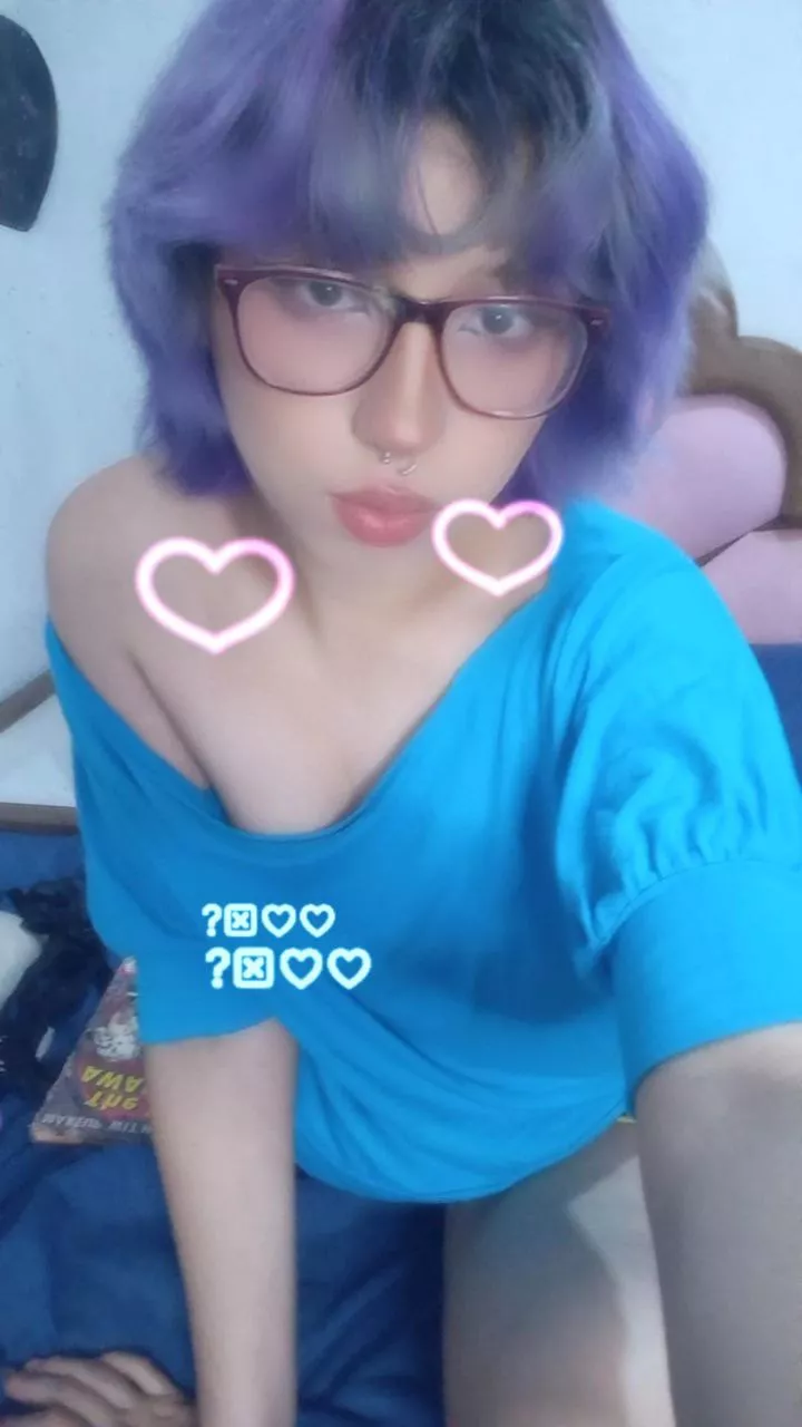 Wanna see my girly dick?🎁✨